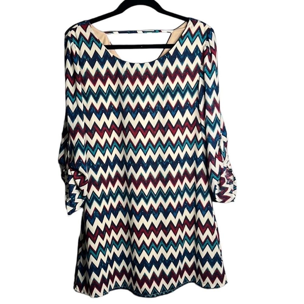 Speechless Green Red Zigzag Print Roll Tab Sleeve Dress Medium